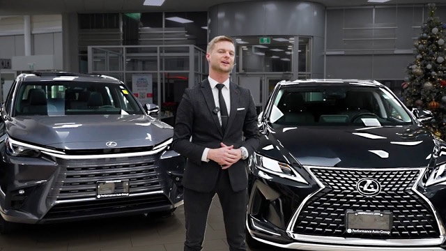 Lexus RX 350L vs Lexus TX Full Review! - What's a Better Family SUV?